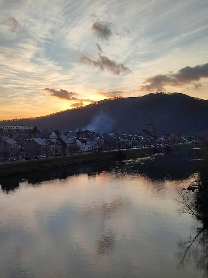 Entre Meuse Et Foret Revin  Dış mekan fotoğraf