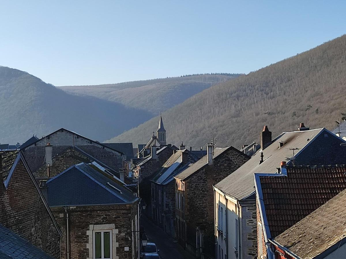 Entre Meuse Et Foret Revin  Dış mekan fotoğraf