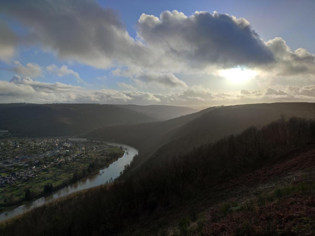 Entre Meuse Et Foret Revin  Dış mekan fotoğraf