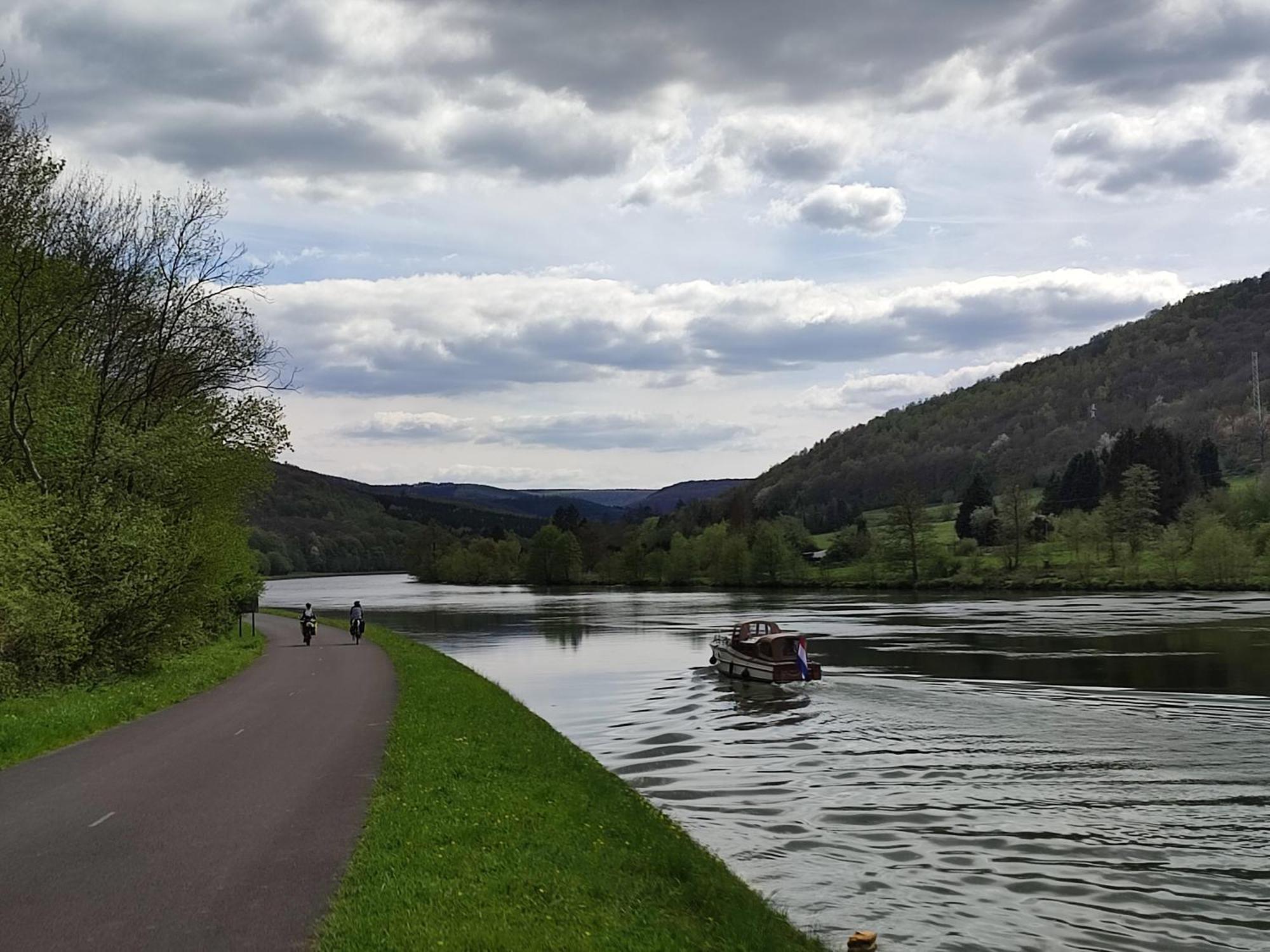 Entre Meuse Et Foret Revin  Dış mekan fotoğraf