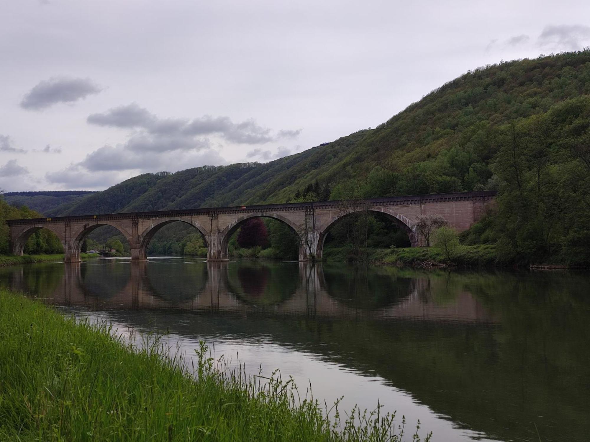 Entre Meuse Et Foret Revin  Dış mekan fotoğraf
