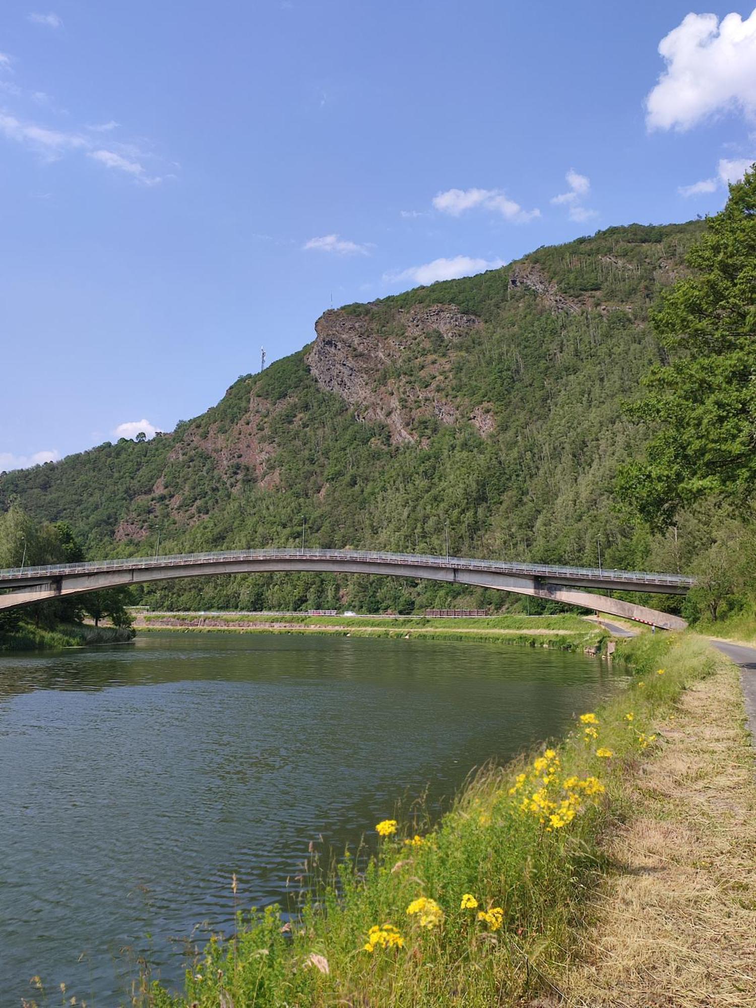 Entre Meuse Et Foret Revin  Dış mekan fotoğraf